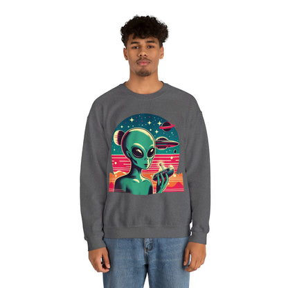 Retro Vibes Alien Unisex Heavy Blend™ Crewneck Sweatshirt Gildan