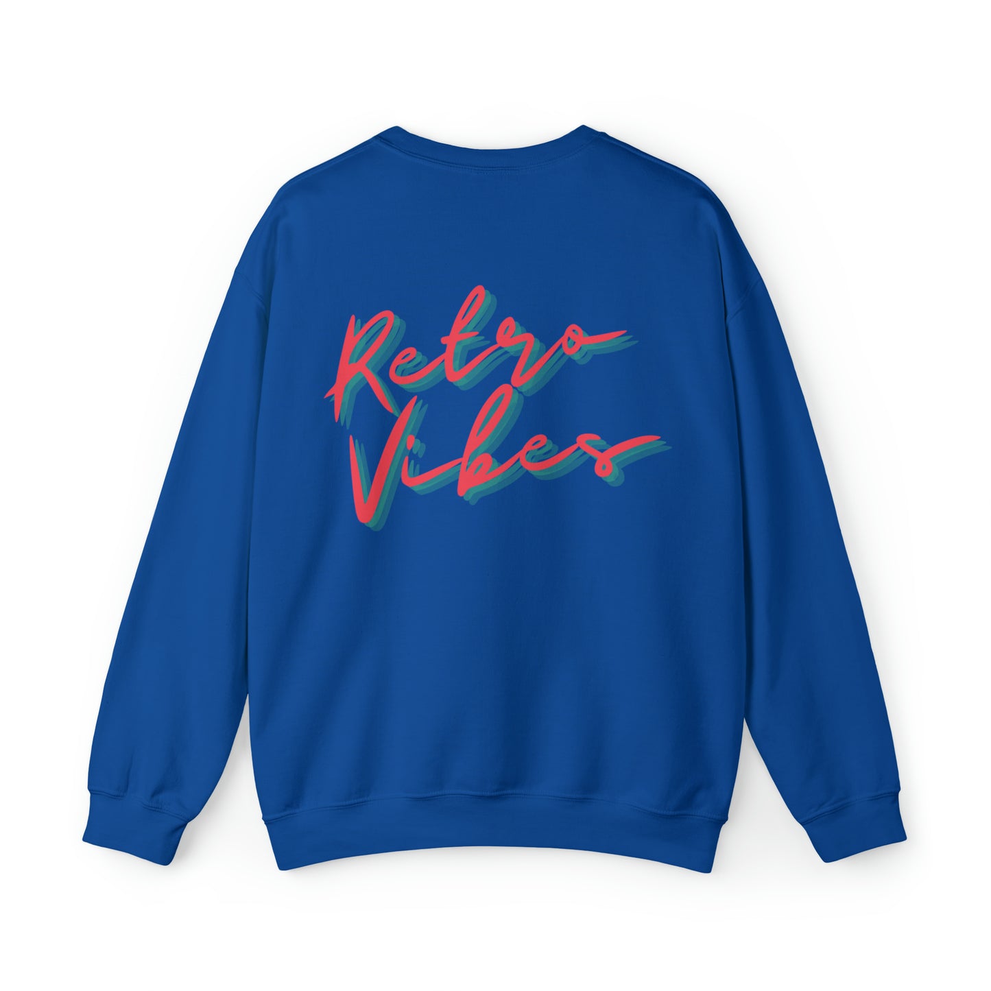 Retro Vibes Alien Unisex Heavy Blend™ Crewneck Sweatshirt Gildan