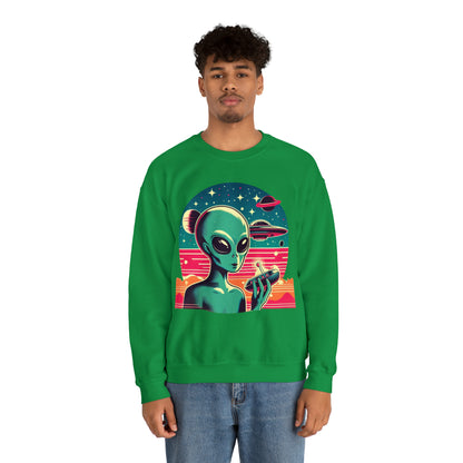 Retro Vibes Alien Unisex Heavy Blend™ Crewneck Sweatshirt Gildan